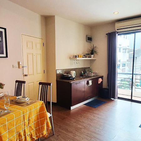 552 Residence Bangkok Extérieur photo